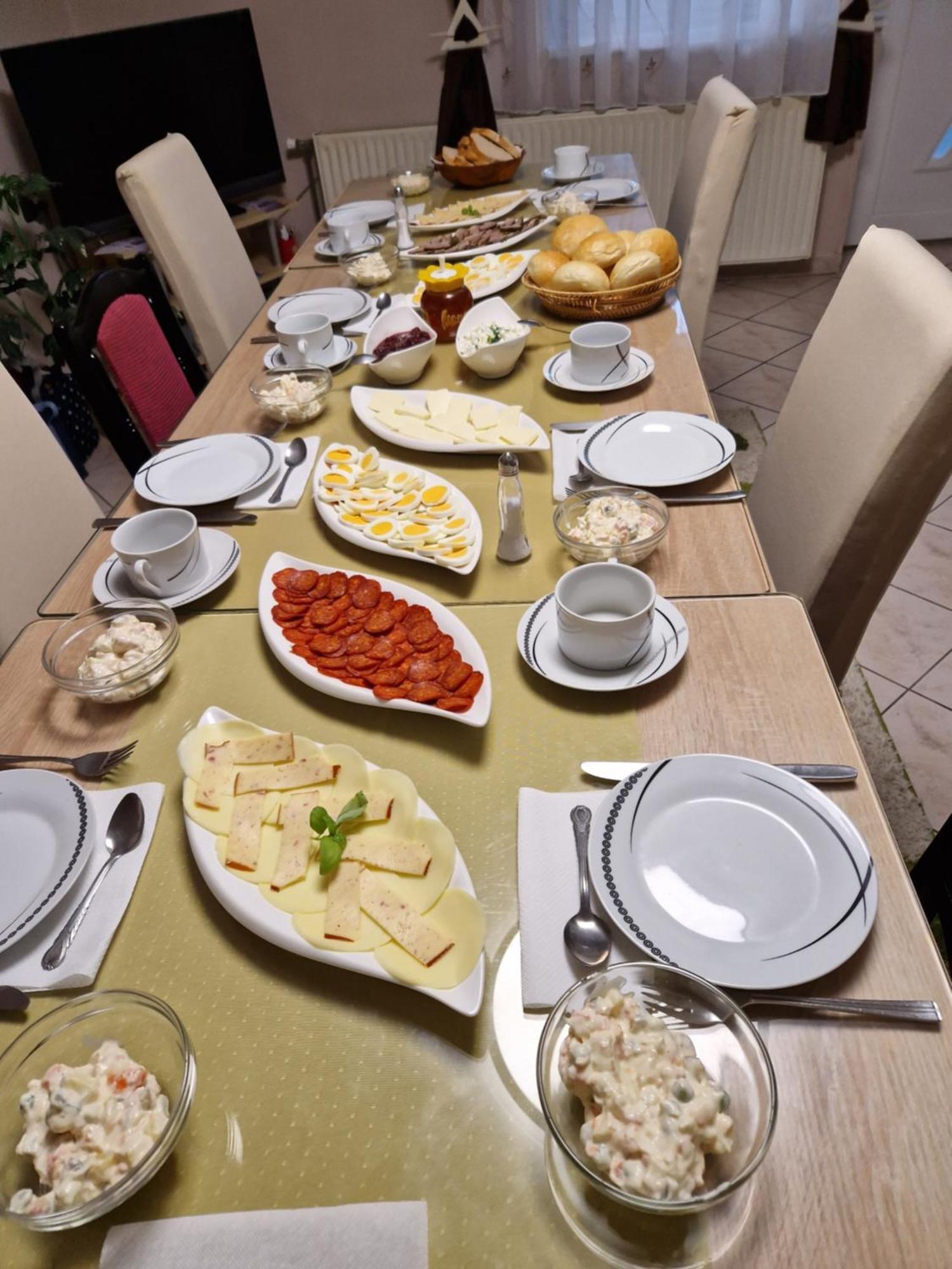 Hotel Hajnalka Vendeghaz Bük Zewnętrze zdjęcie