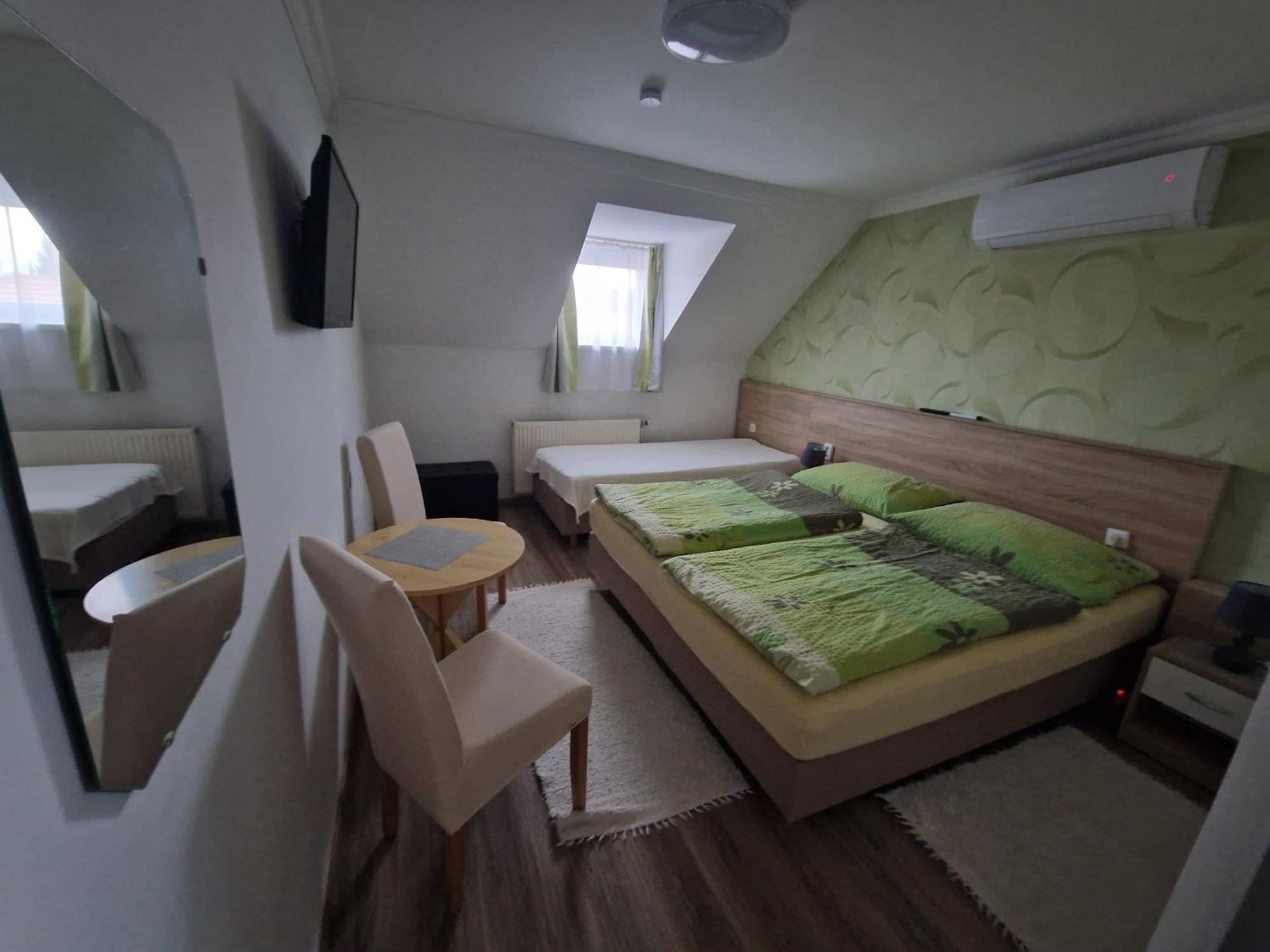 Hotel Hajnalka Vendeghaz Bük Zewnętrze zdjęcie