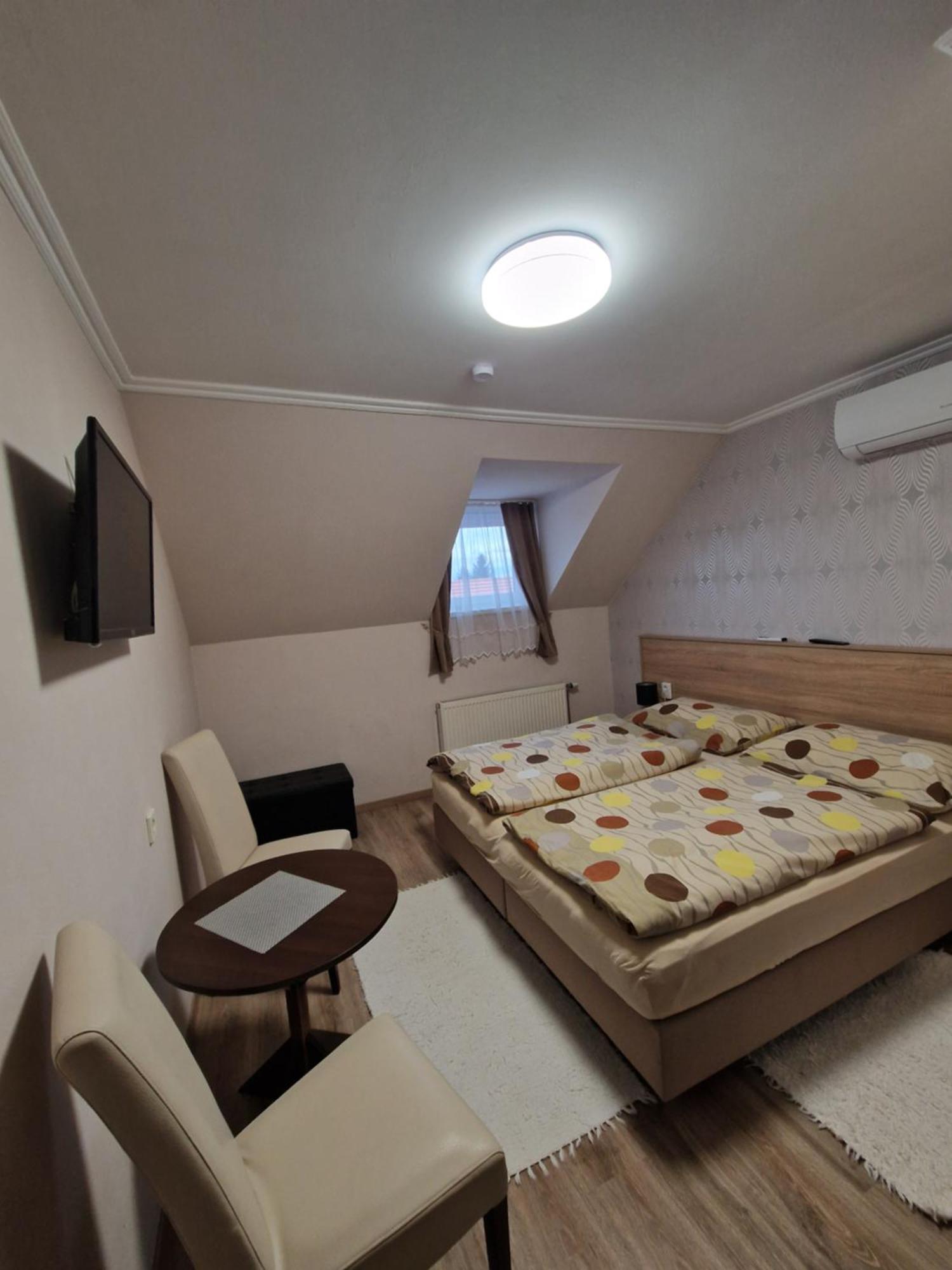 Hotel Hajnalka Vendeghaz Bük Zewnętrze zdjęcie
